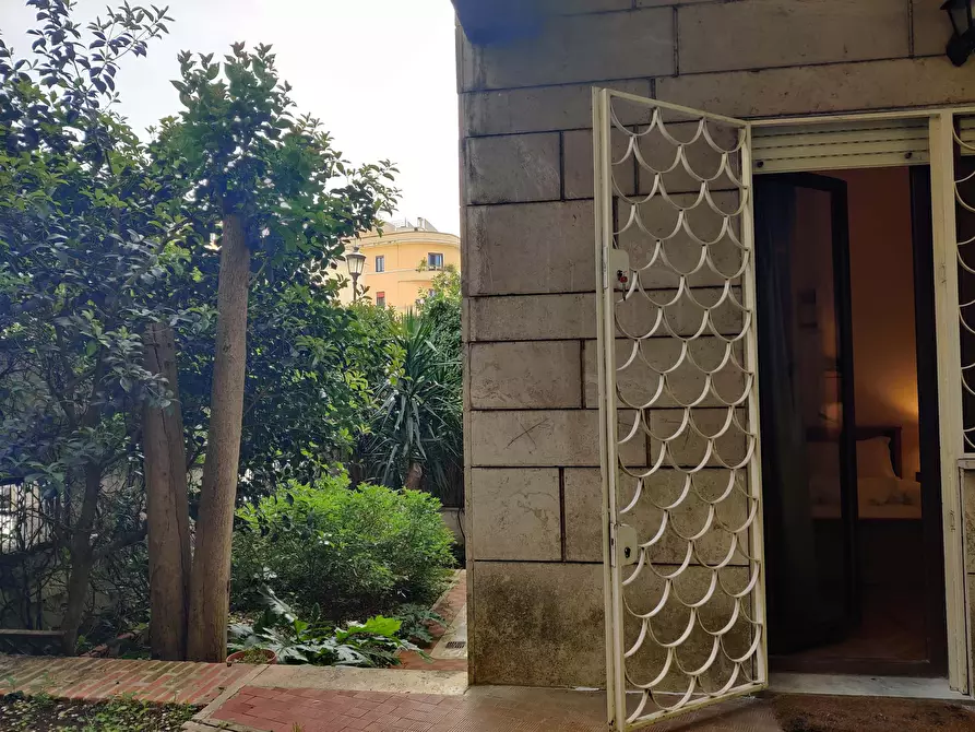 Immagine 36 di Appartamento in affitto  in Via Nera9 a Roma
