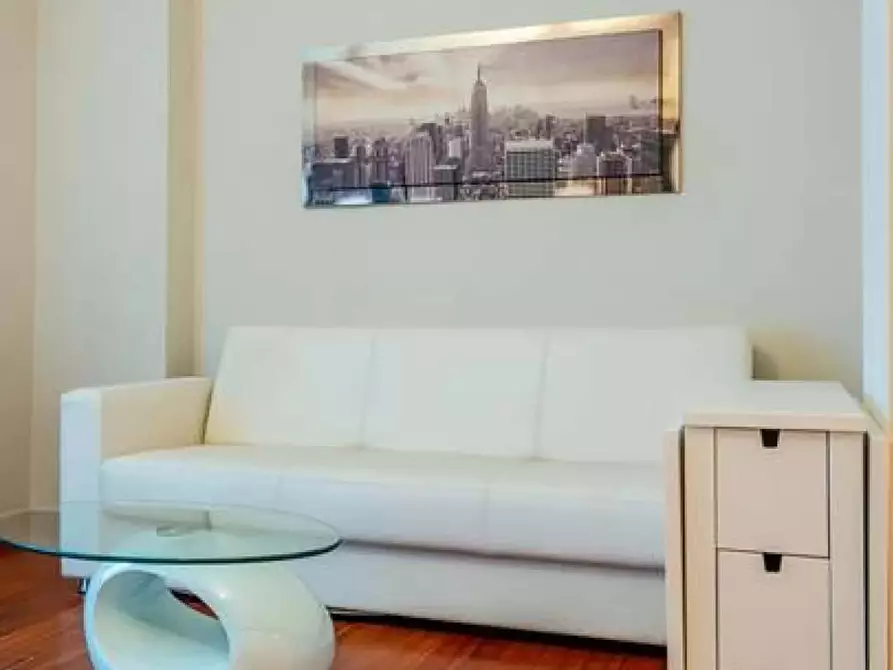 Immagine 11 di Appartamento in affitto  in Corso Sempione21 a Milano