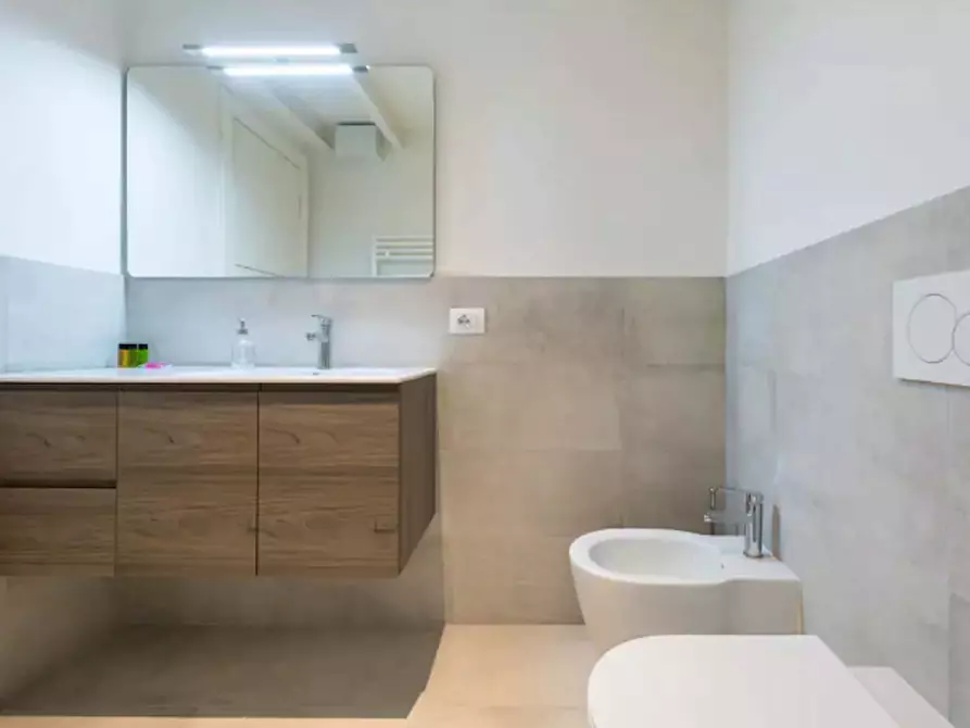 Immagine 10 di Appartamento in affitto  in Via dell'Albero a Firenze