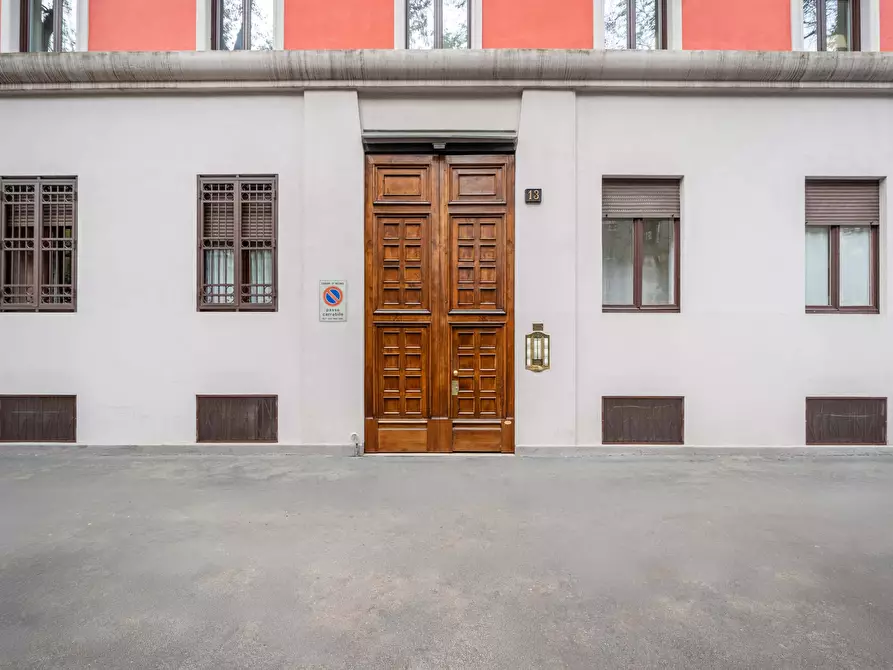 Immagine 55 di Appartamento in affitto  in Via Tiziano13 a Milano