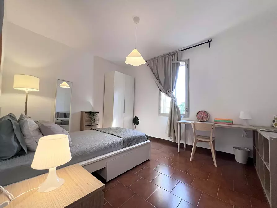 Immagine 15 di Camera in affitto  in Via Severino Ferrari a Bologna