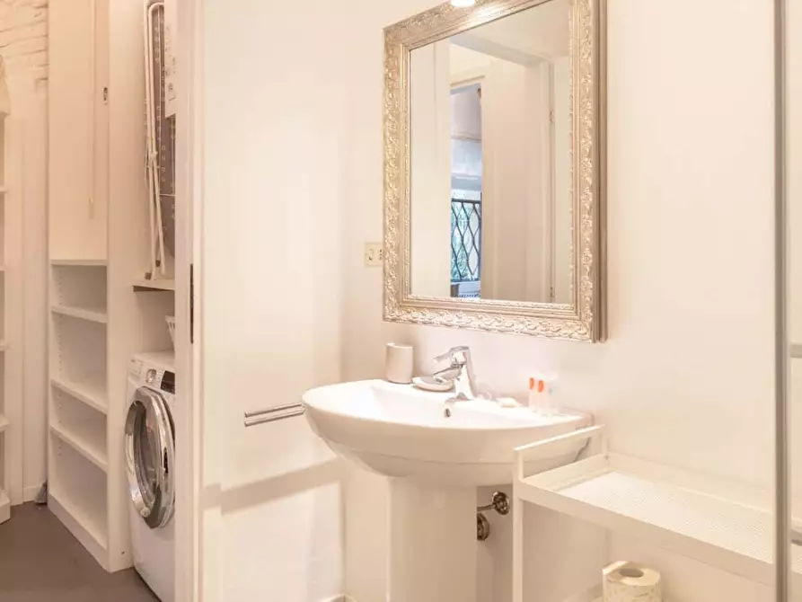 Immagine 9 di Appartamento in affitto  in Via Ascanio Sforza13 a Milano