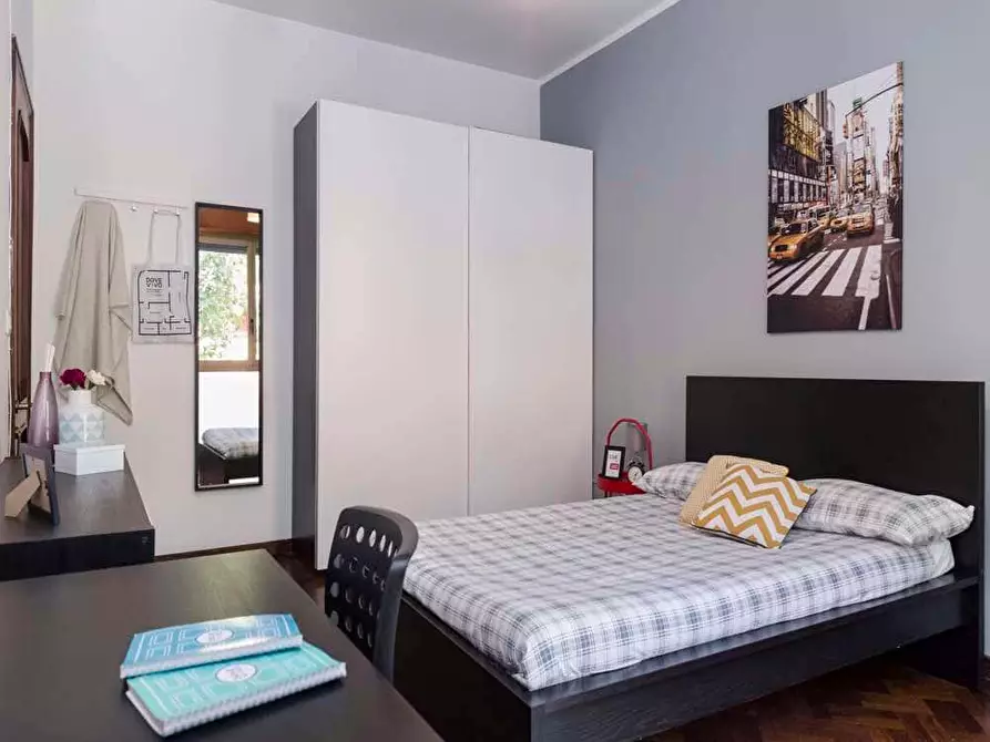 Immagine 1 di Camera in affitto  in Viale Giovanni Vicini20 a Bologna