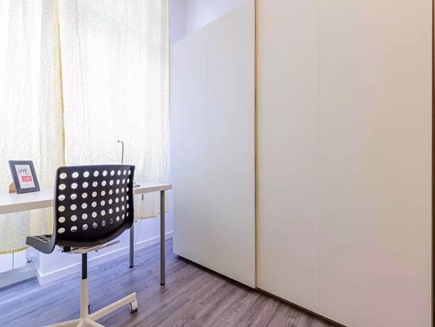 Immagine 4 di Camera in affitto  in Via Natale Battaglia27 a Milano