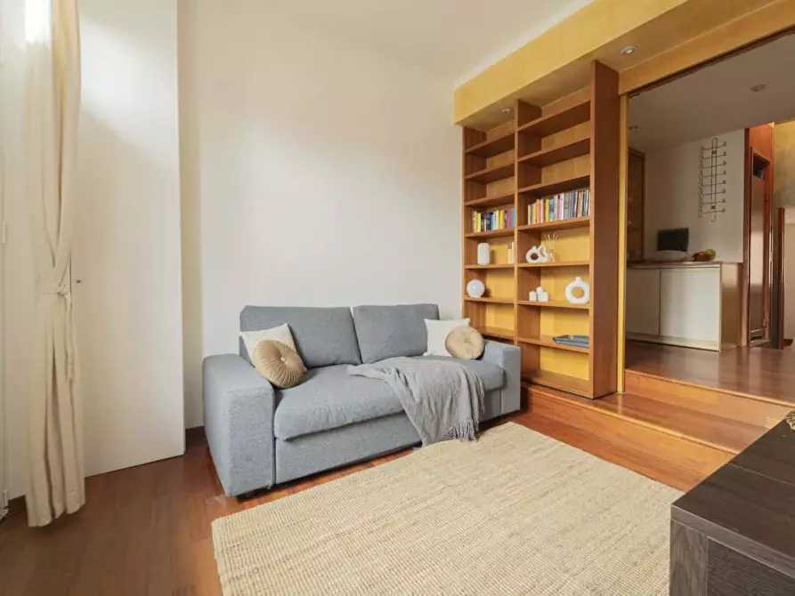 Immagine 1 di Appartamento in affitto  in Via Vettabbia1 a Milano