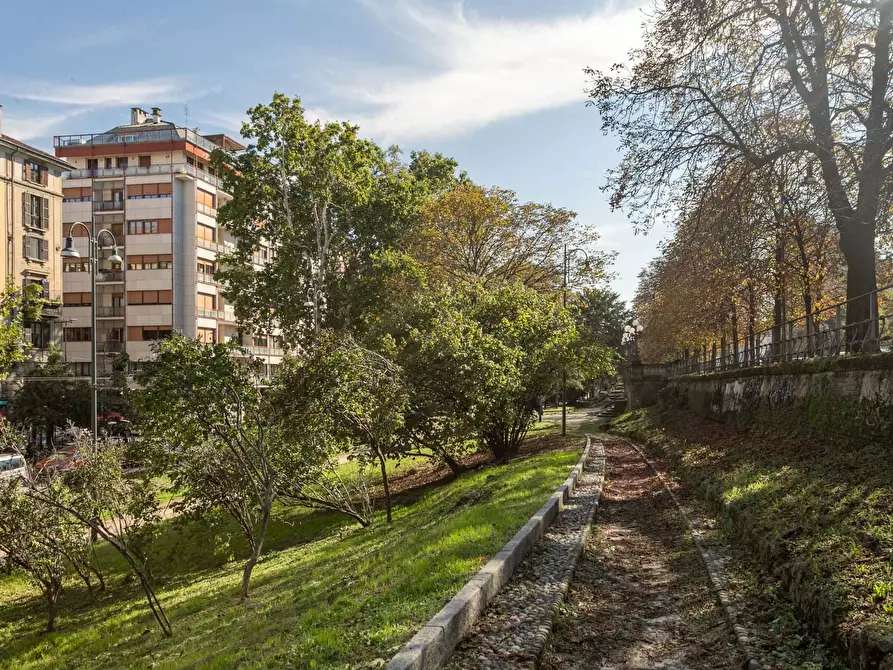 Immagine 23 di Appartamento in affitto  in Via Lecco5 a Milano