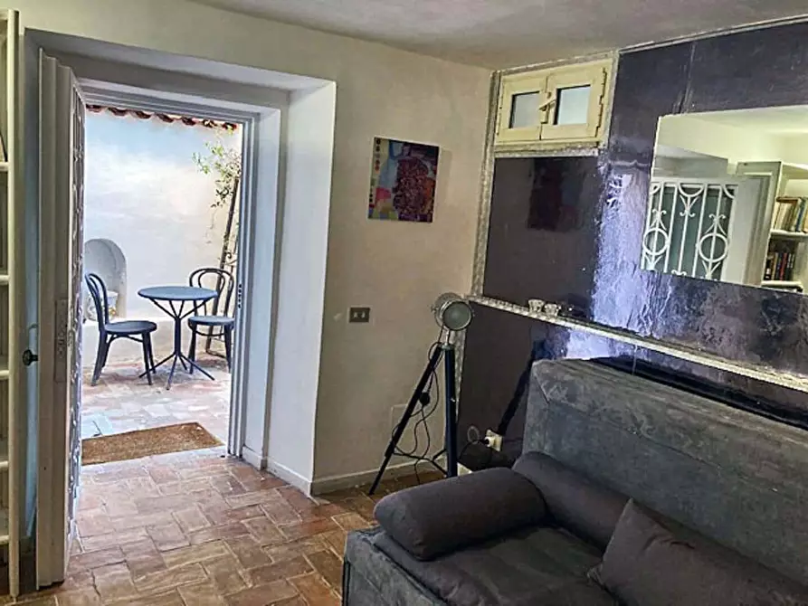 Immagine 10 di Appartamento in affitto  in Discesa Gaiola72 a Napoli