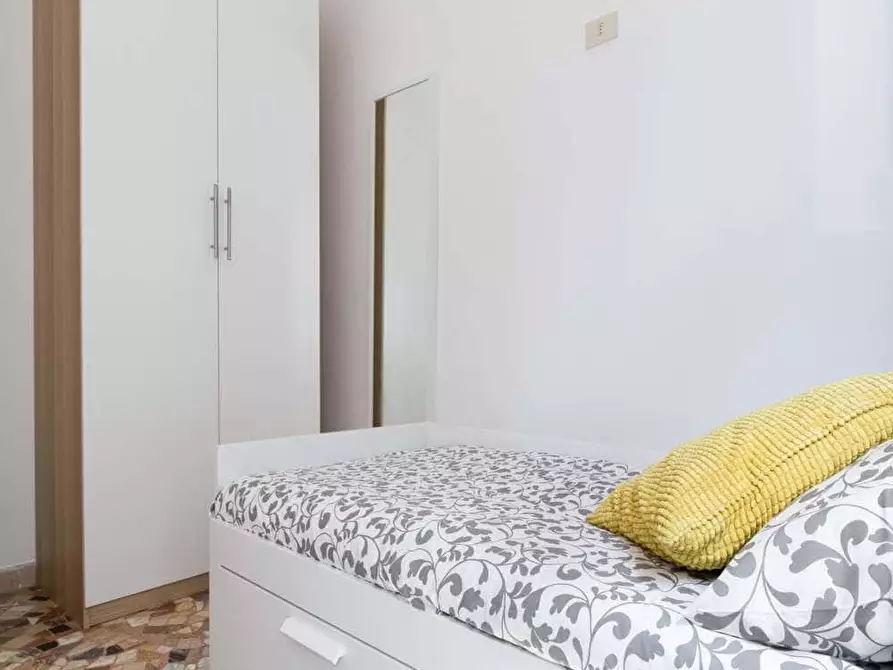Immagine 6 di Camera in affitto  in Via Lepanto2 a Milano