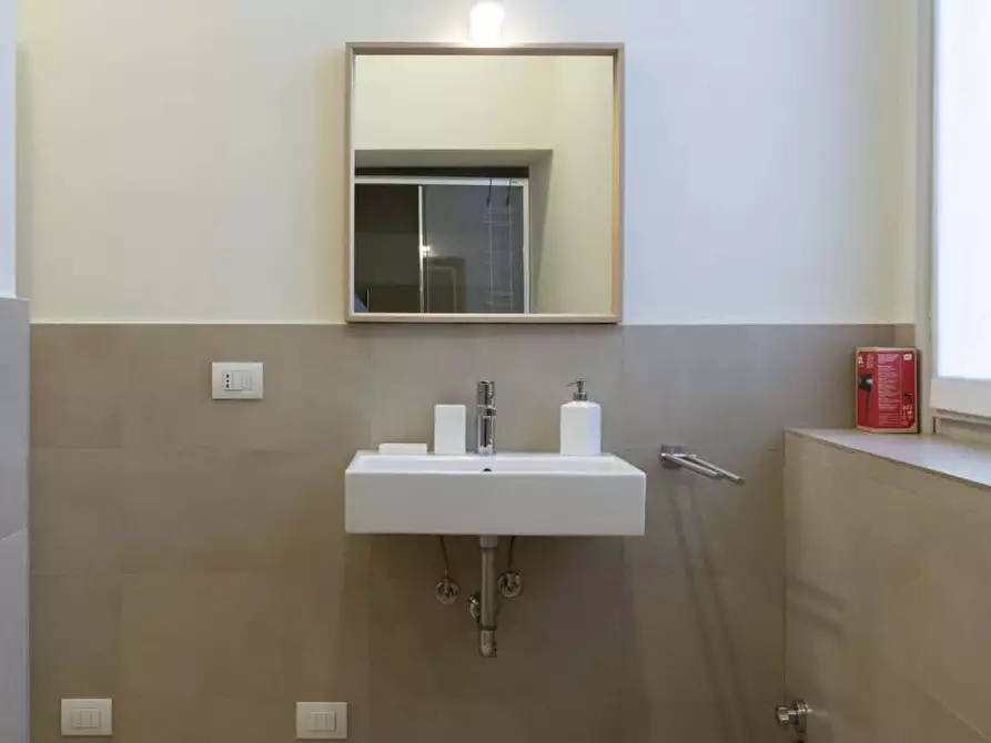 Immagine 23 di Appartamento in affitto  in Corso Italia38 a Milano