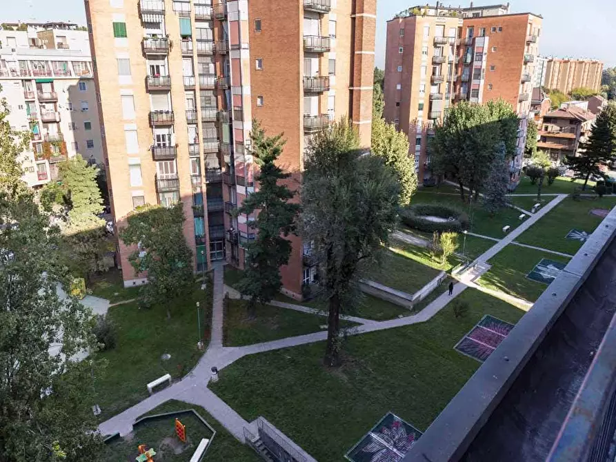 Immagine 19 di Camera in affitto  in Via delle Acacie5 a Buccinasco