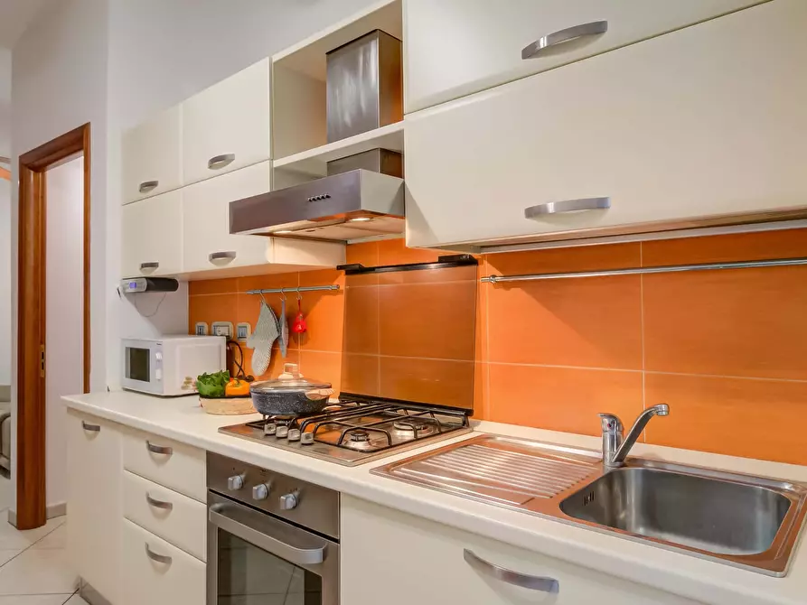 Immagine 11 di Appartamento in affitto  in Via Battaglino65 a Alassio