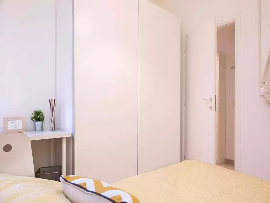 Immagine 4 di Camera in affitto  in Via Salvatore Barzilai9 a Milano