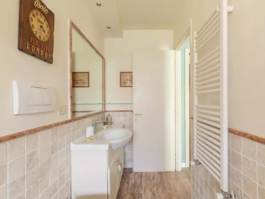 Immagine 25 di Appartamento in affitto  in Via della Camilluccia741 a Roma