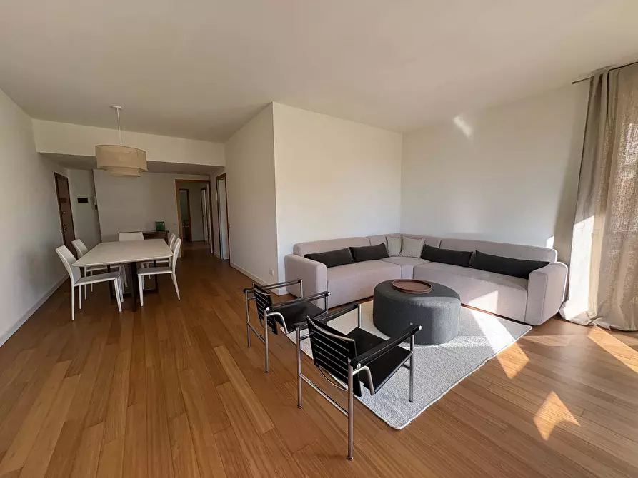 Immagine 2 di Appartamento in affitto  in Viale Elvezia12 a Milano