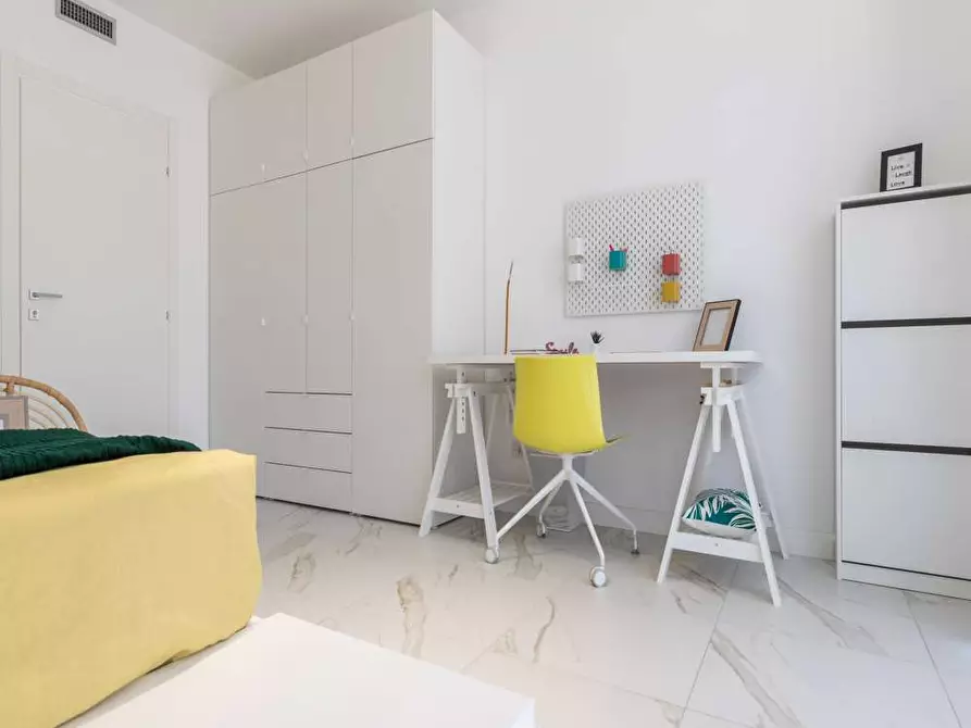 Immagine 1 di Camera in affitto  in Viale Bligny28 a Milano