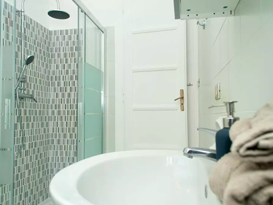 Immagine 13 di Camera in affitto  in Via Aldo Barbaro15 a Torino