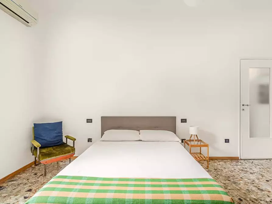 Immagine 2 di Appartamento in affitto  in Via Vitruvio37 a Milano