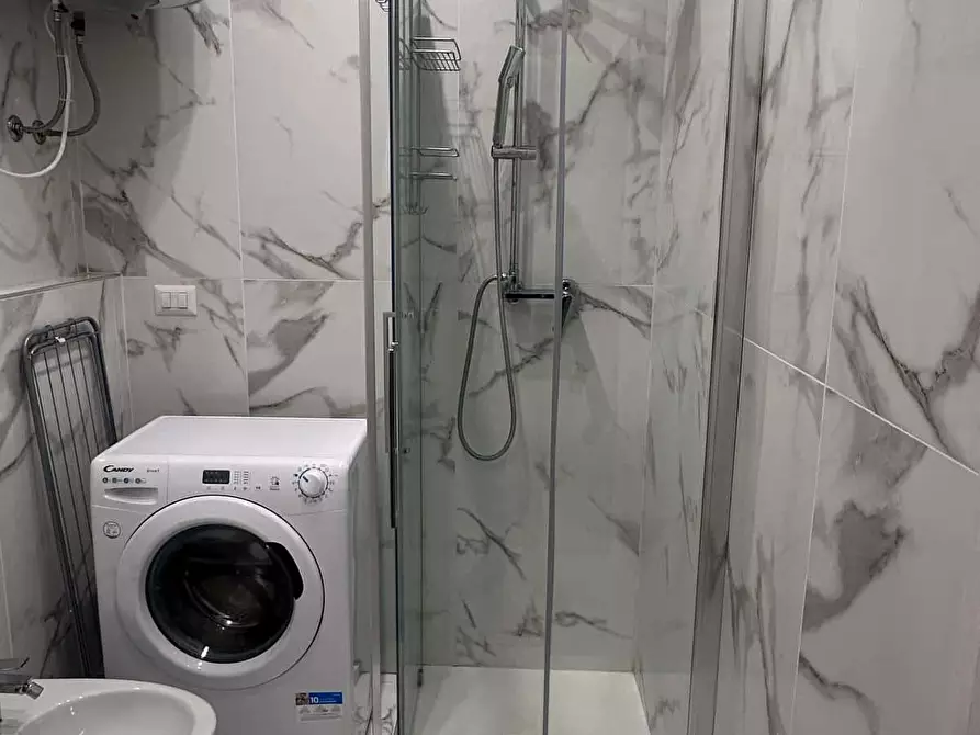 Immagine 8 di Appartamento in affitto  in Via Giovanni Battista Sammartini49 a Milano