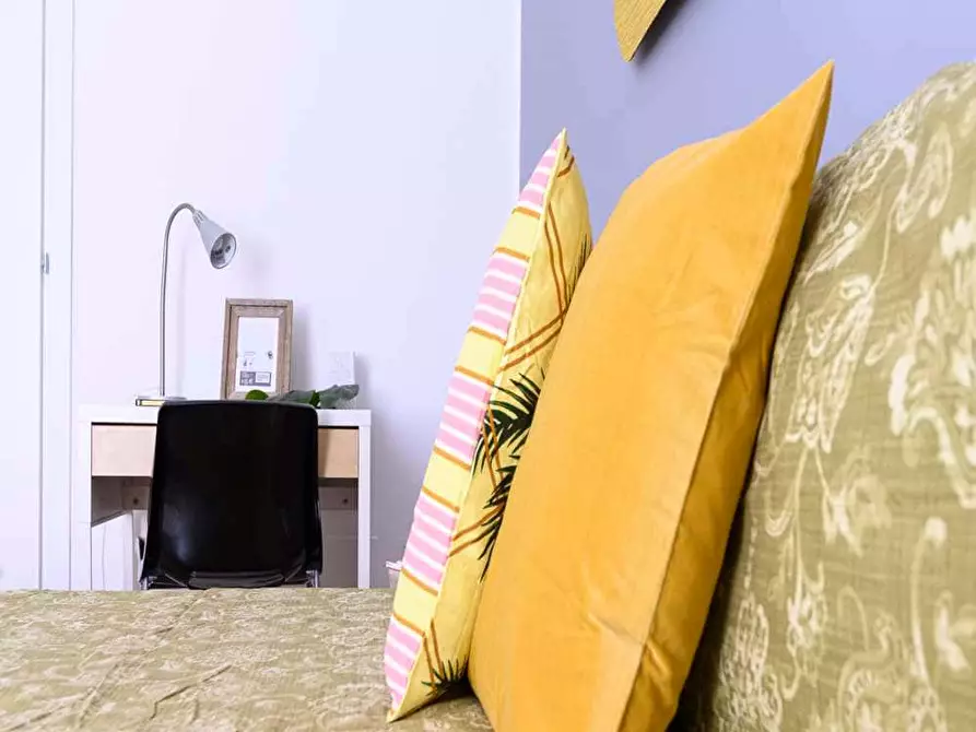 Immagine 6 di Camera in affitto  in Via Spalato2 a Milano