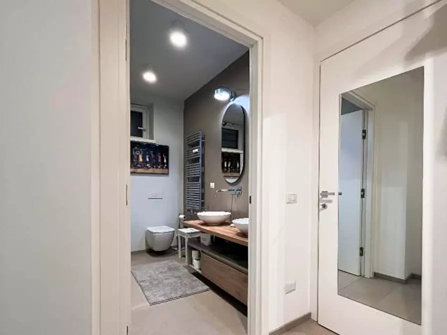 Immagine 11 di Appartamento in affitto  in Via Domenico Scarlatti26 a Milano