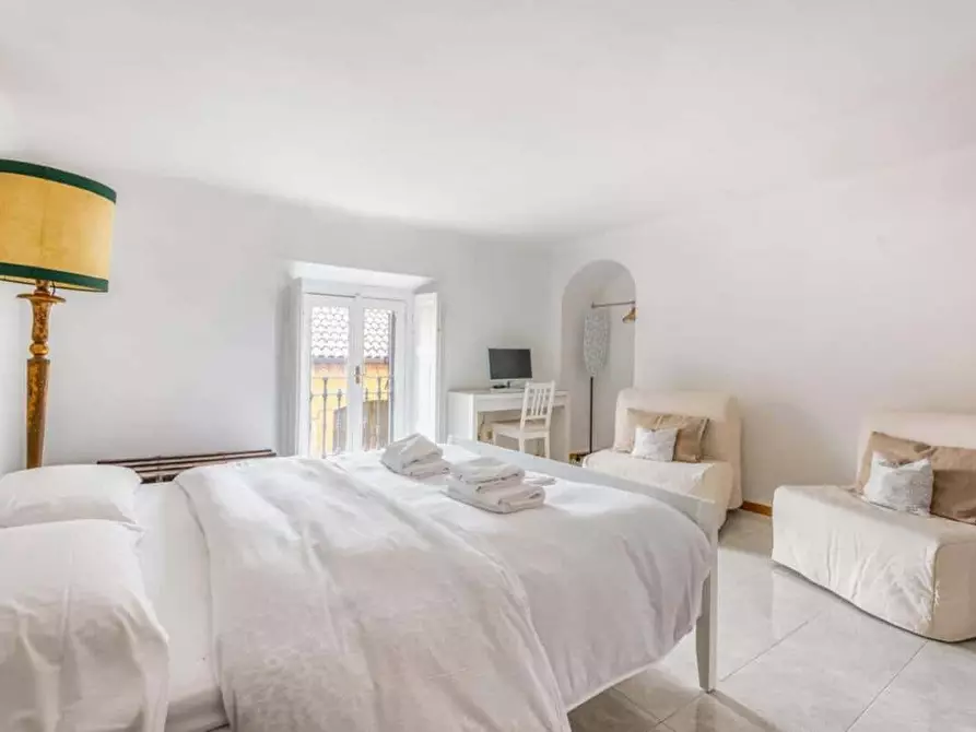 Immagine 2 di Appartamento in affitto  in Via Mortara4 a Milano