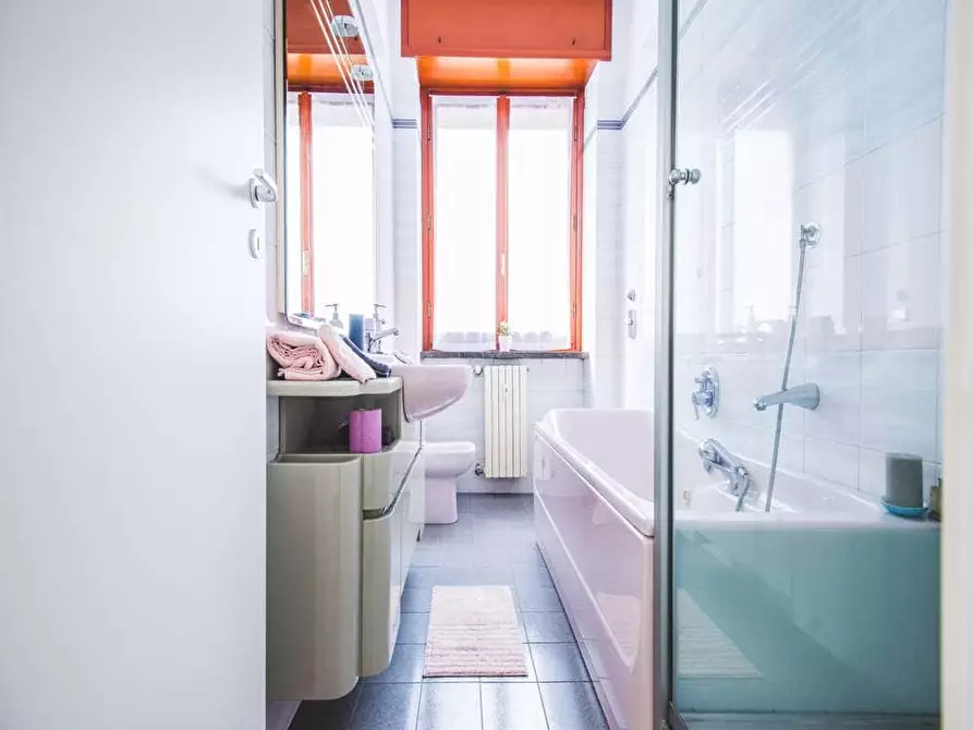 Immagine 12 di Camera in affitto  in Via Achille Zezon10 a Milano