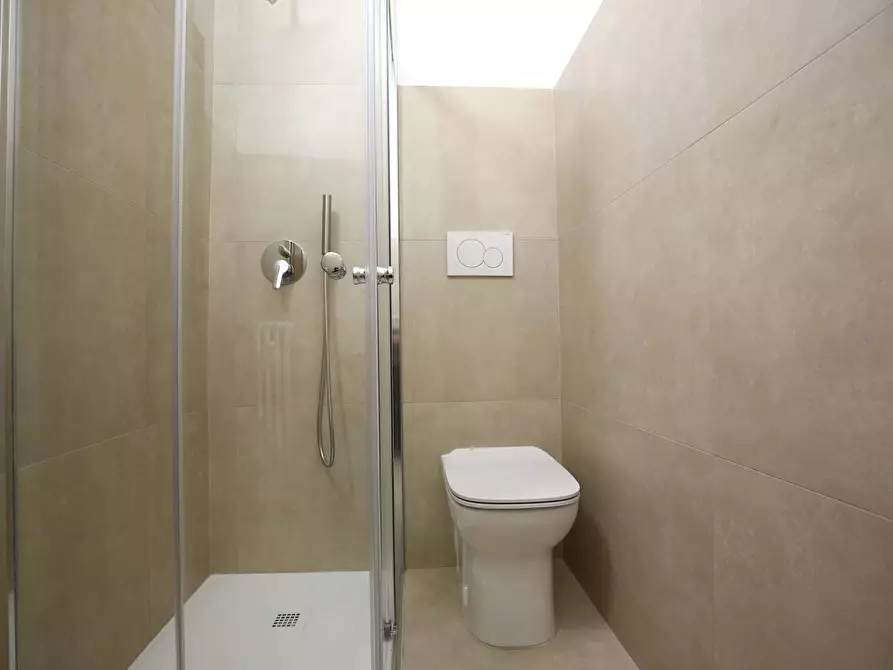 Immagine 17 di Camera in affitto  in Via Carlo Marx6 a Milano