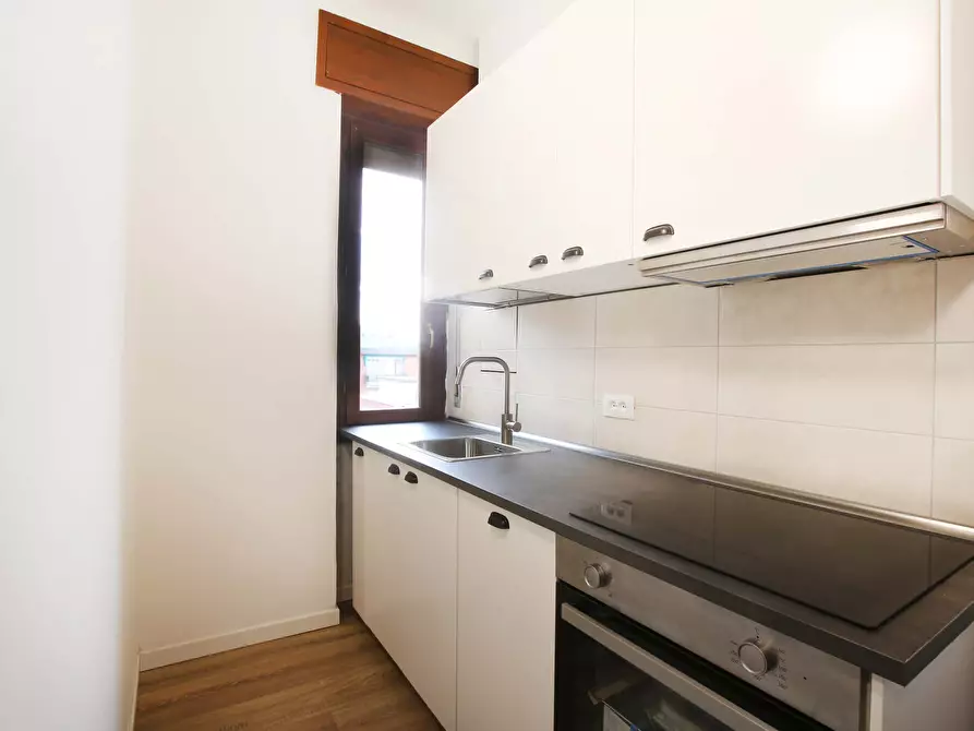 Immagine 14 di Camera in affitto  in Via Giuseppe Soli9 a Modena