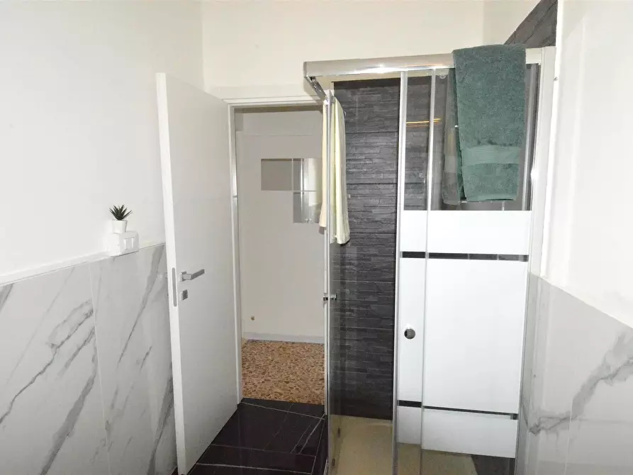 Immagine 9 di Camera in affitto  in Via Barbato Zanoni37 a Modena