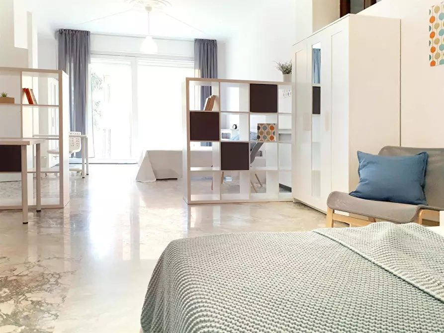 Immagine 2 di Camera in affitto  in Viale del Risorgimento3 a Bologna