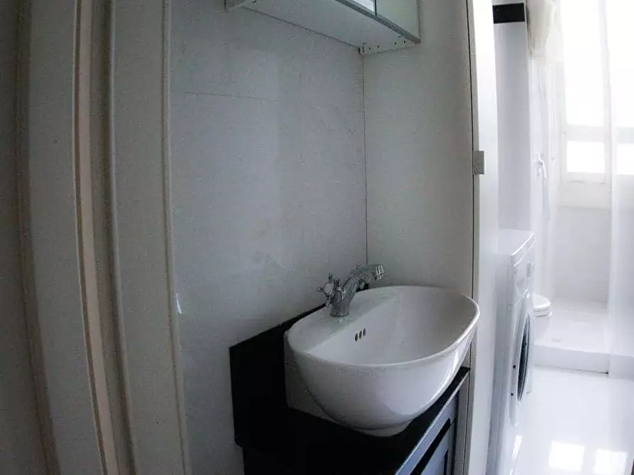 Immagine 1 di Camera in affitto  in Viale Regina Giovanna38 a Milano