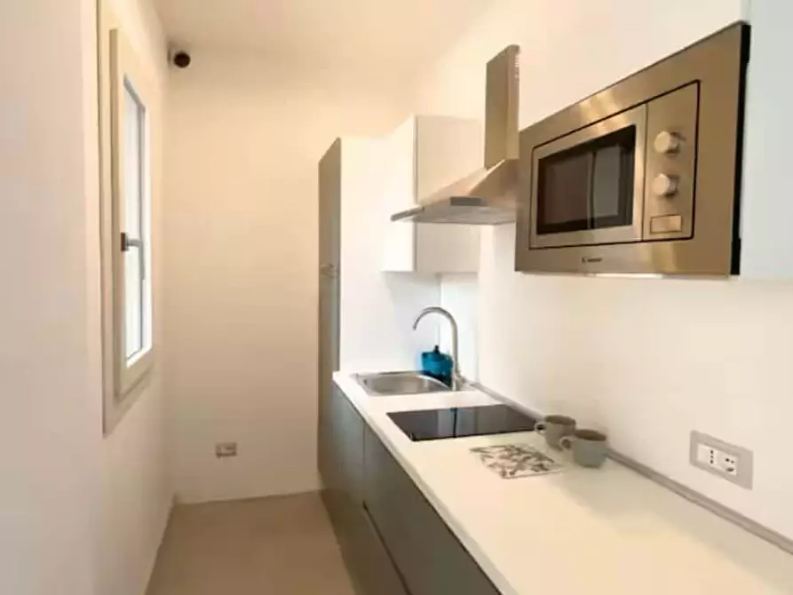 Immagine 5 di Appartamento in affitto  in Via Casilina1622 a Roma