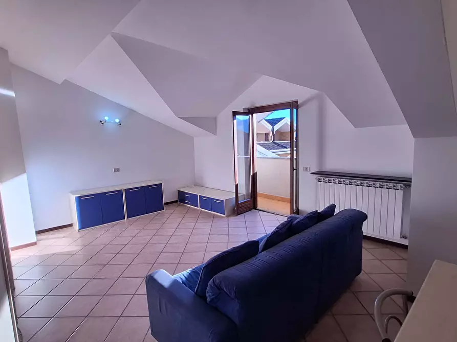 Immagine 1 di Appartamento in affitto  in Viale Garibaldi13 a Maccagno Con Pino E Veddasca