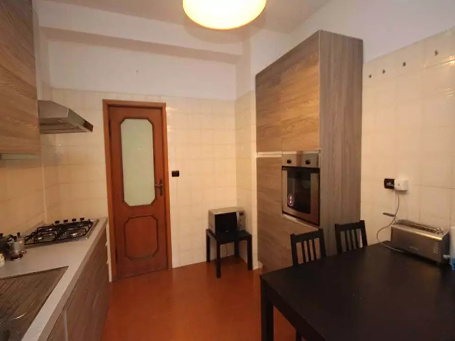 Immagine 56 di Camera in affitto  in Via Sebastiano Veniero38 a Milano