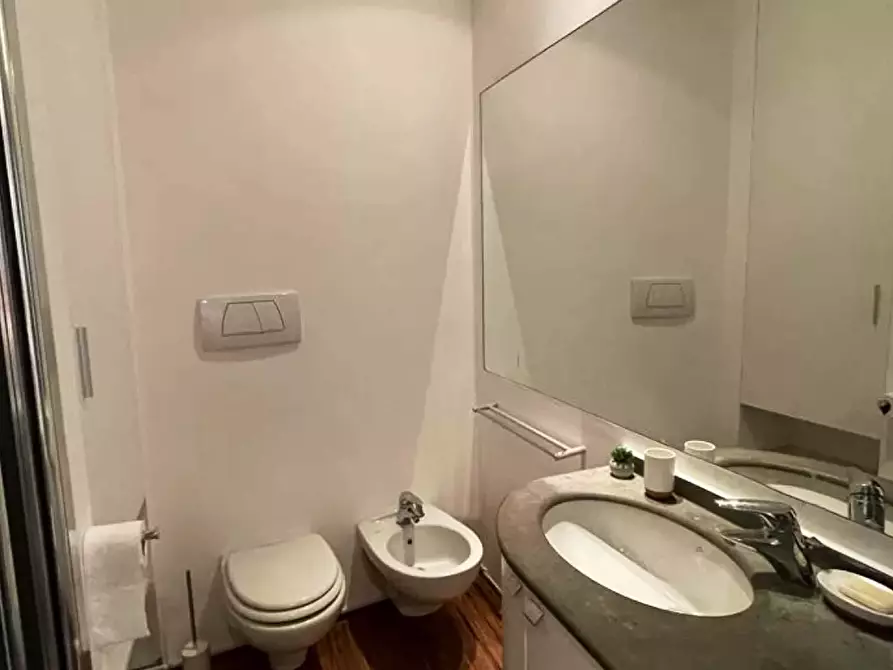 Immagine 4 di Appartamento in affitto  in Via Pietro Custodi5 a Milano