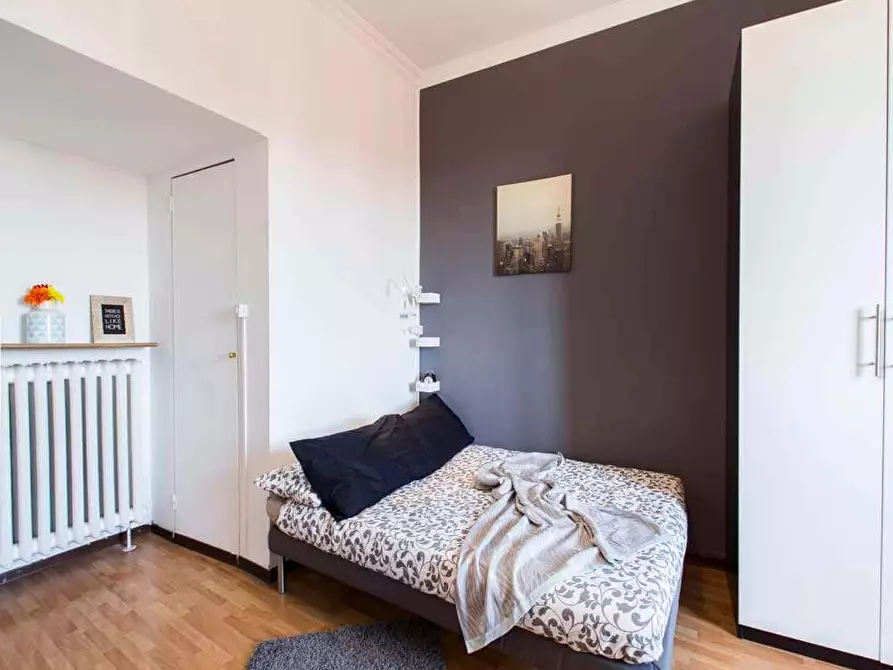 Immagine 11 di Camera in affitto  in Viale Giovanni da Cermenate18 a Milano