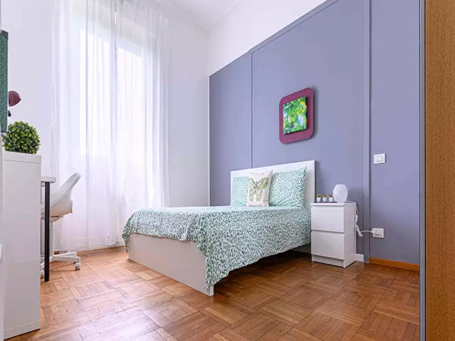 Immagine 6 di Camera in affitto  in Via Roberto Sarfatti7 a Milano