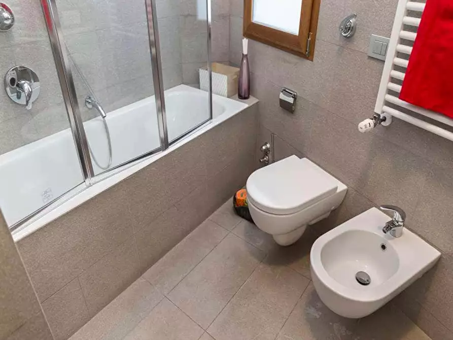 Immagine 13 di Camera in affitto  in Via Polesine33 a Milano