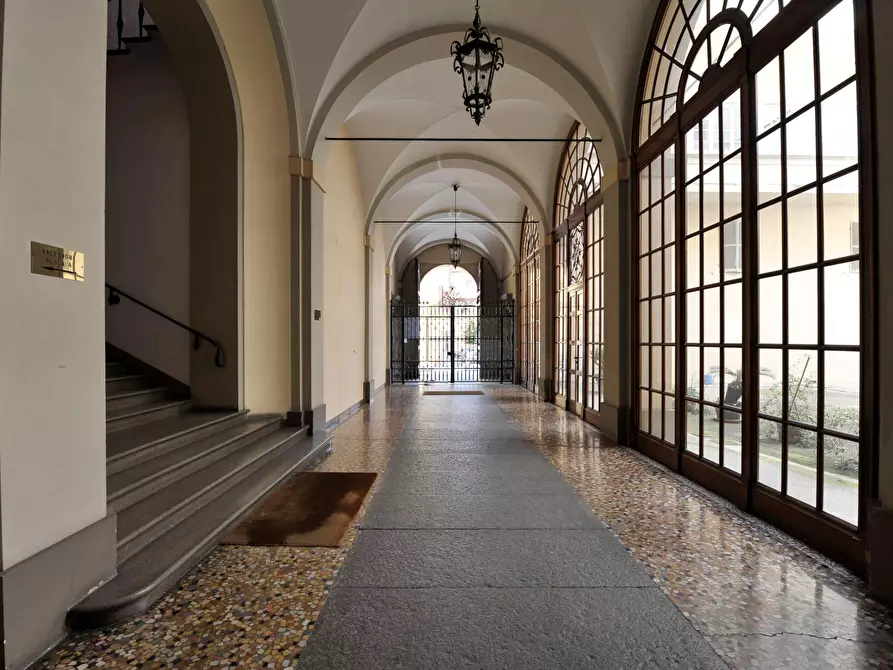 Immagine 22 di Appartamento in affitto  in Piazza San Martino1 a Bologna