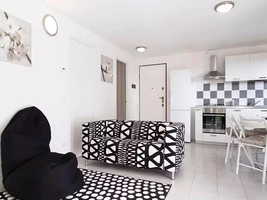 Immagine 45 di Camera in affitto  in Largo Cavalieri di Malta8 a Milano