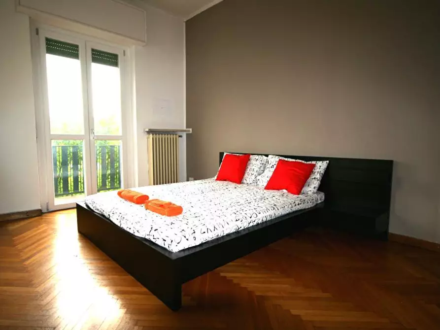 Immagine 3 di Camera in affitto  in Via Restelli49 a Milano