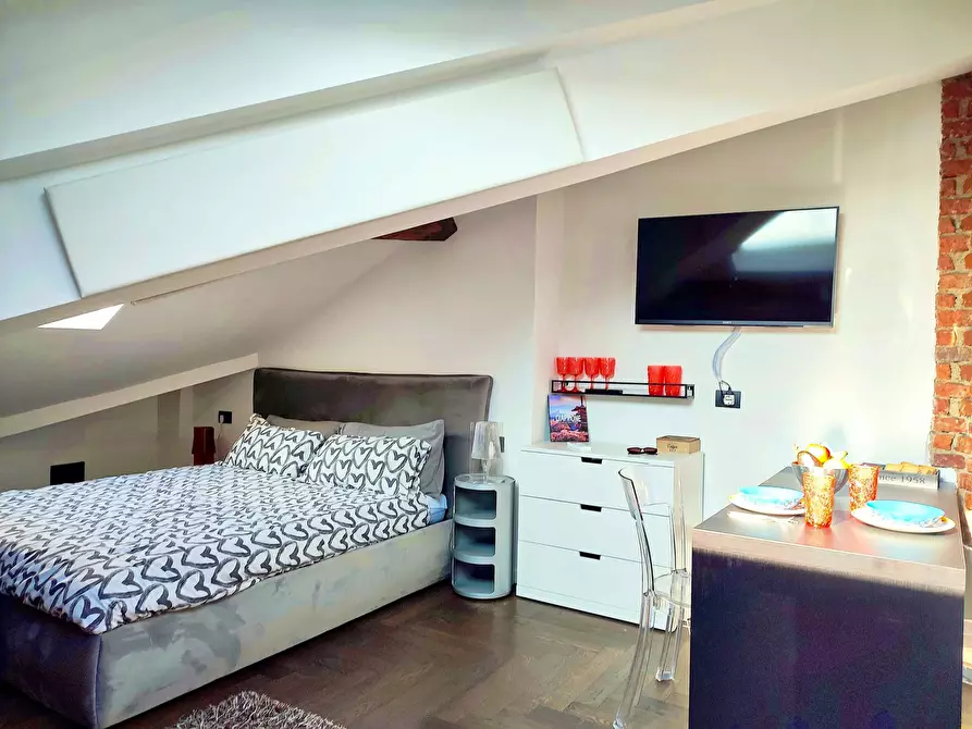 Immagine 2 di Appartamento in affitto  in Via Giosuè Carducci a Milano