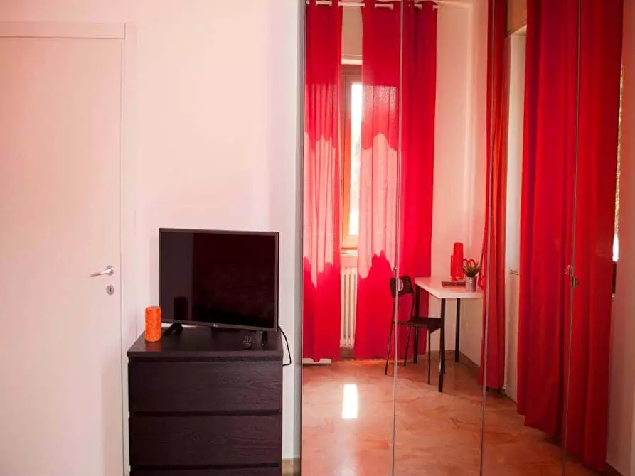 Immagine 2 di Camera in affitto  in Via Bassini19 a Milano