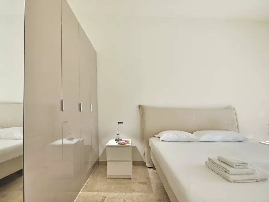 Immagine 11 di Appartamento in affitto  in Via Vincenzo Monti55 a Milano