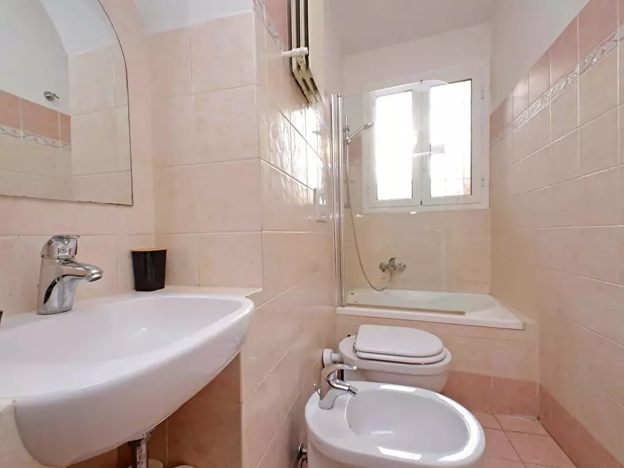 Immagine 13 di Appartamento in affitto  in Vicolo Scanderbeg85 a Roma