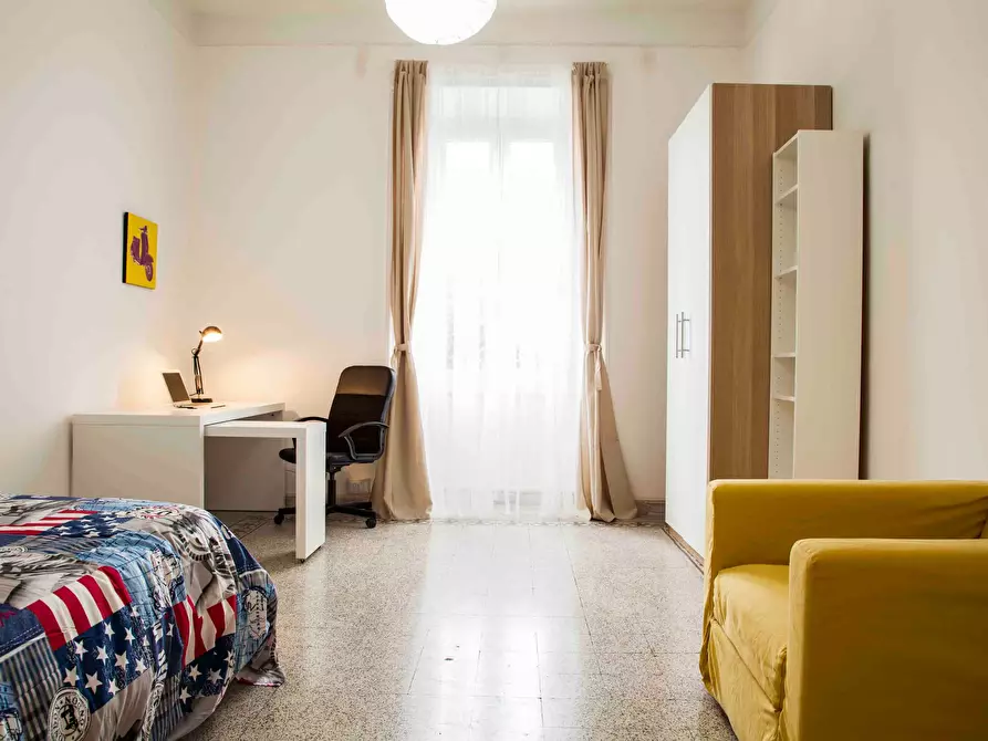 Immagine 2 di Camera in affitto  in Via Treviso43 a Roma