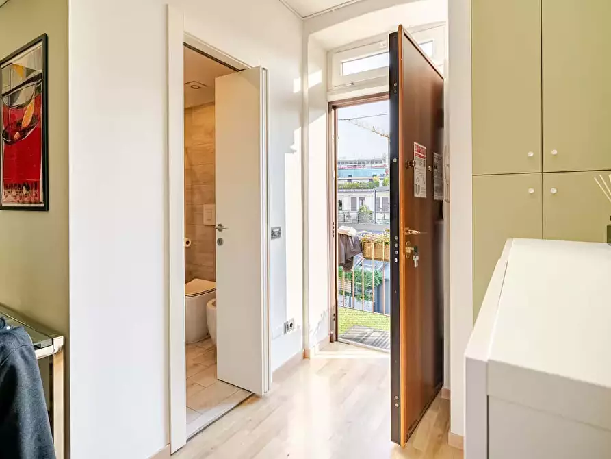 Immagine 21 di Appartamento in affitto  in Via Luigi Porro Lambertenghi3 a Milano