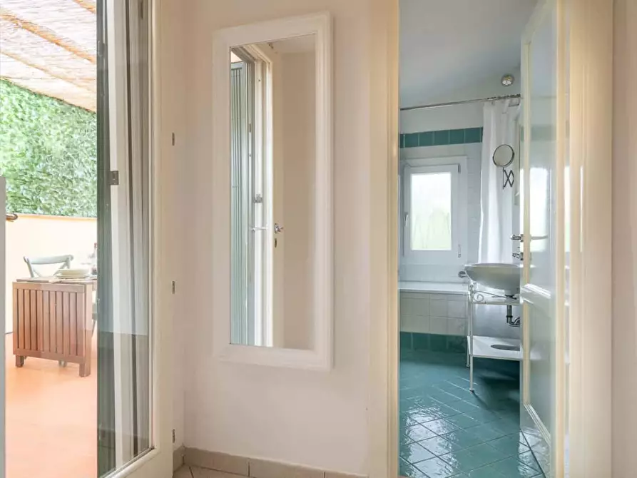 Immagine 17 di Appartamento in affitto  in Via Bronzino88 a Firenze