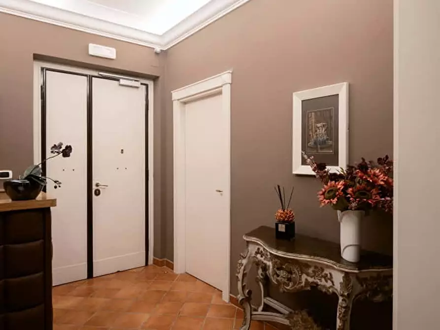 Immagine 17 di Appartamento in affitto  in Via Cavour310 a Roma