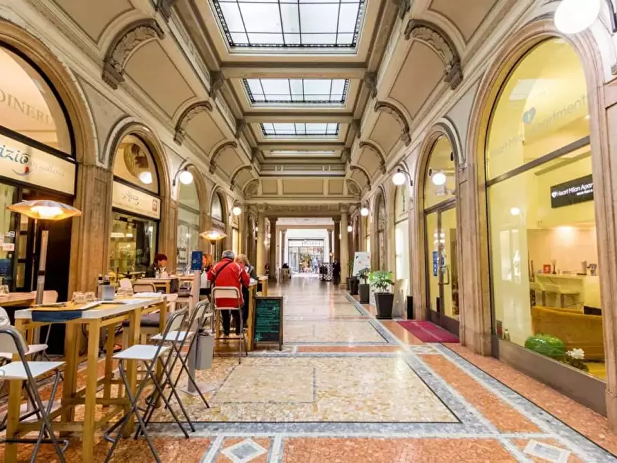 Immagine 39 di Appartamento in affitto  in Galleria Unione a Milano